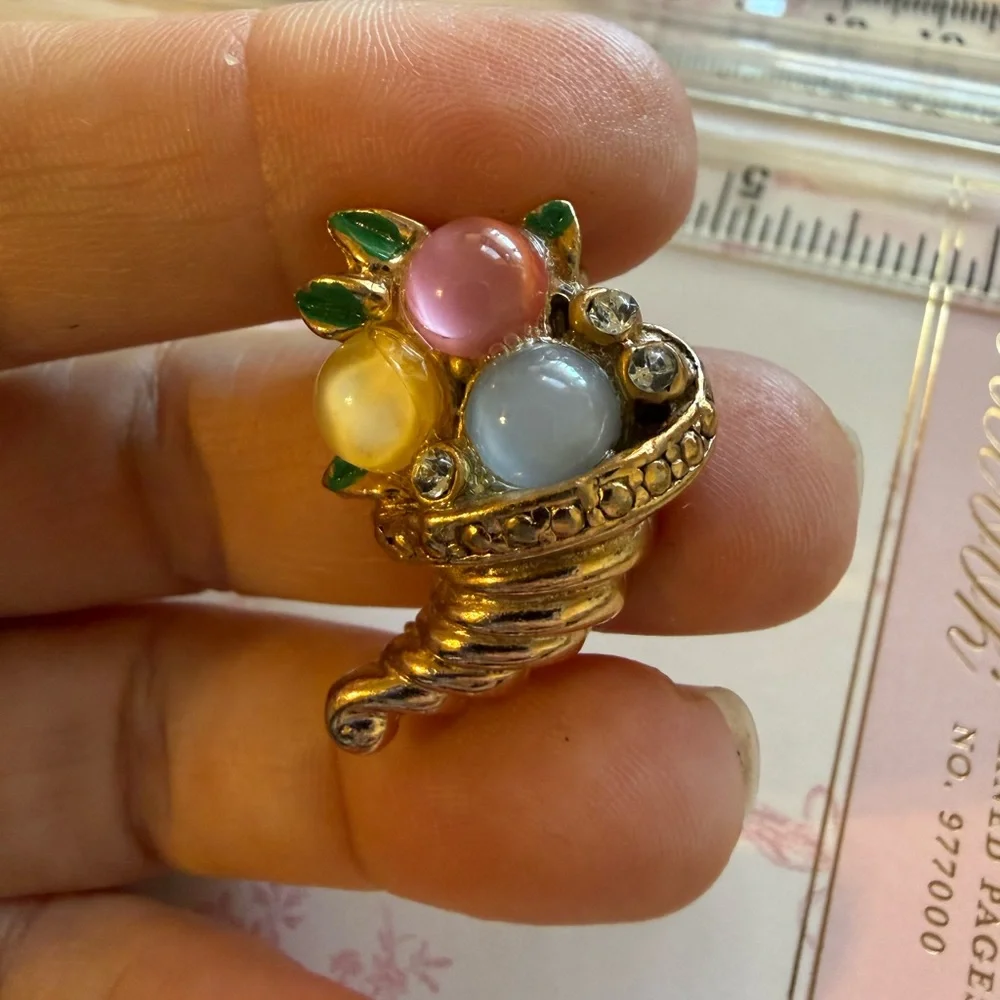 Vintage Gold Tone Cornucopia Brooch‎ Pastel Cabochon Rhinestone Horn of Plenty